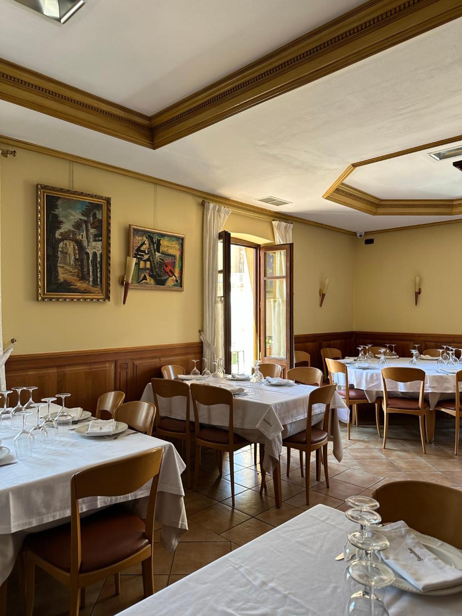 Hostal Restaurante Boccalino León Dış mekan fotoğraf
